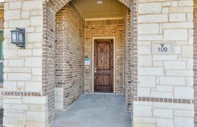 228 Gardenia Drive - 228 Gardenia Dr, Azle, TX 76020