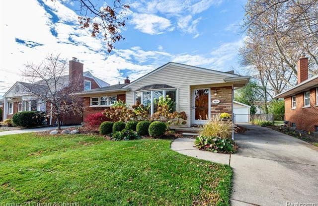 3621 BETSY ROSS Drive - 3621 Betsy Ross Drive, Royal Oak, MI 48073