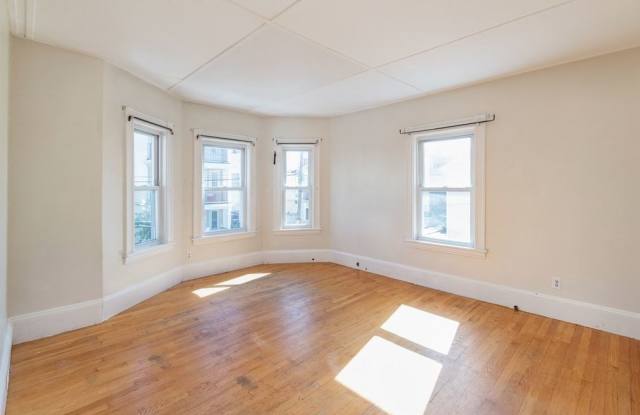 40 Montfern Avenue - 2