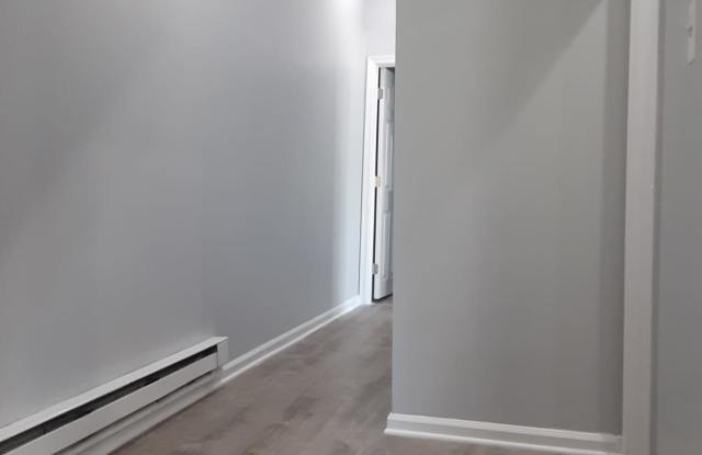 425 Bringhurst Street