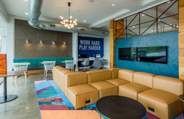 534 7th Ave NE Unit A31