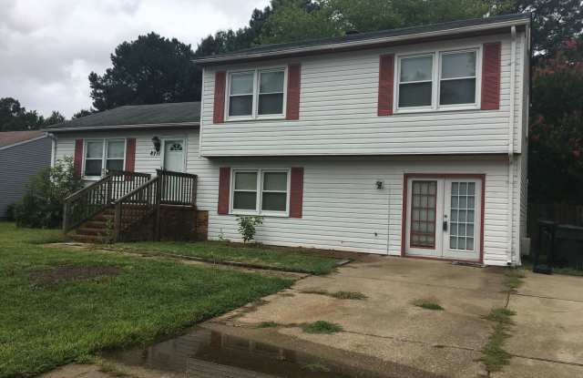 8711 Orcutt Ave - 8711 Orcutt Avenue, Hampton, VA 23666