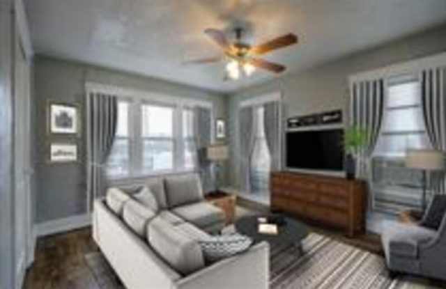 Photo of 3721 Broadway Blvd - 1