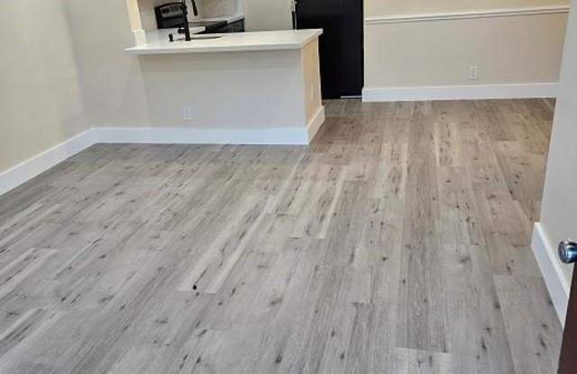 10014 Winding Lake Road