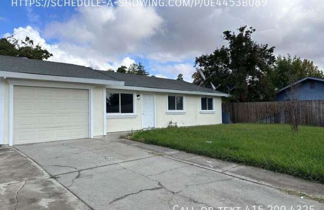 8709 Sangria Ct