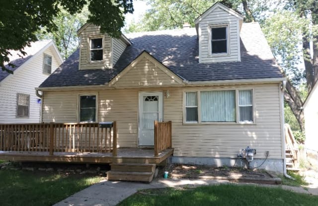 6042 Franklin St - 6042 Franklin Street, Omaha, NE 68104