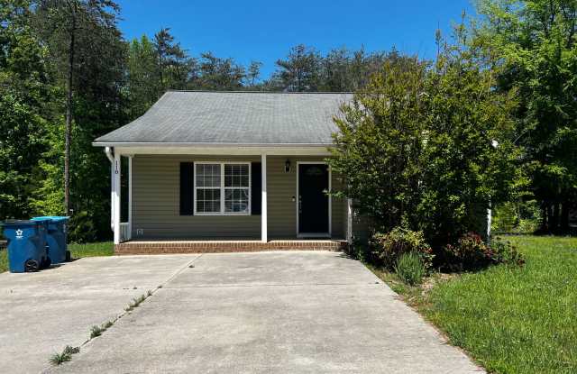 FOR RENT DAVIE COUNTY!! - 118 Eli Avenue, Mocksville, NC 27028