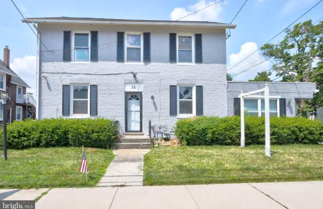 38 BLOOMSBURY AVENUE