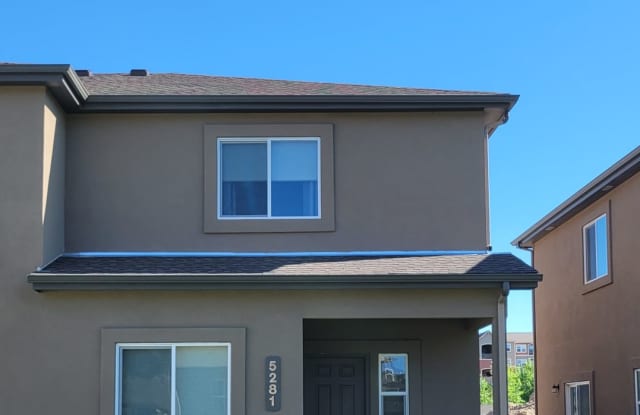 5281 Palomino Ranch Point - Stetson Hills - 3 Bed/4 Bath/1 car garage Townhome