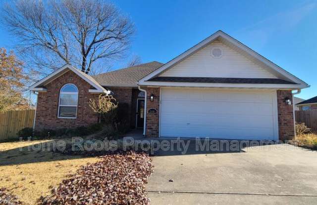 2444 North Southwick Drive