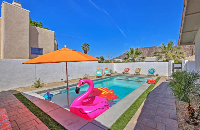54345 Avenida Carranza