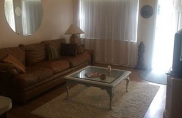 1/1 furnished annual in downtown PG