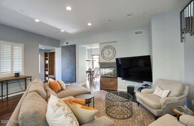 5010 N 34TH Street