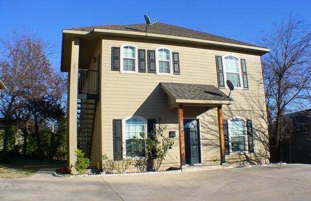 2811 Wayside Avenue - 2811 Wayside Ave, Fort Worth, TX 76110