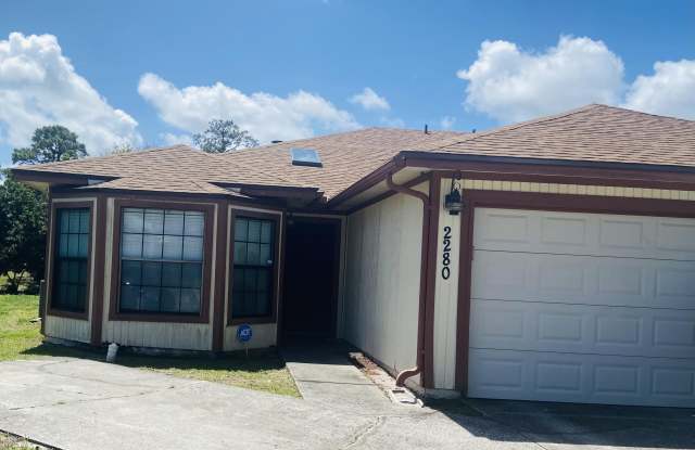 2280 IRONSTONE Drive