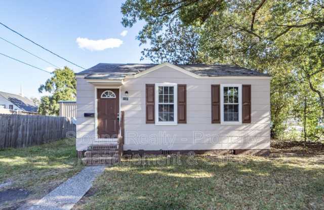 2123 Captain Ave