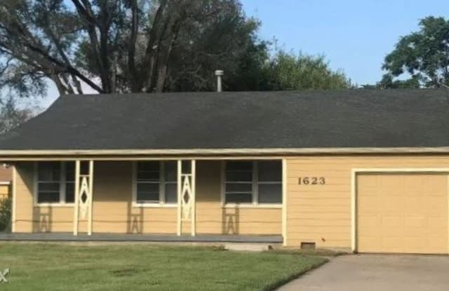 1623 North Meridian Avenue - 1623 North Meridian Avenue, Wichita, KS 67203