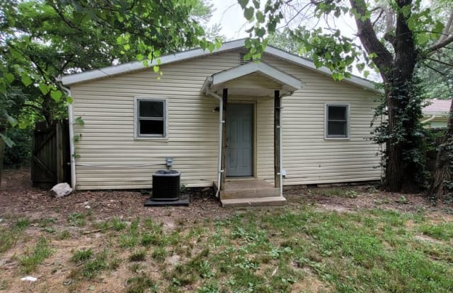 1405 N Clifton - 1405 North Clifton Avenue, Springfield, MO 65802