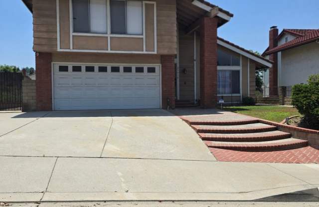 Photo of BEAUTIFUL 4 BEDROOM 3 BATH HOUSE. MOVE IN READY!! ****