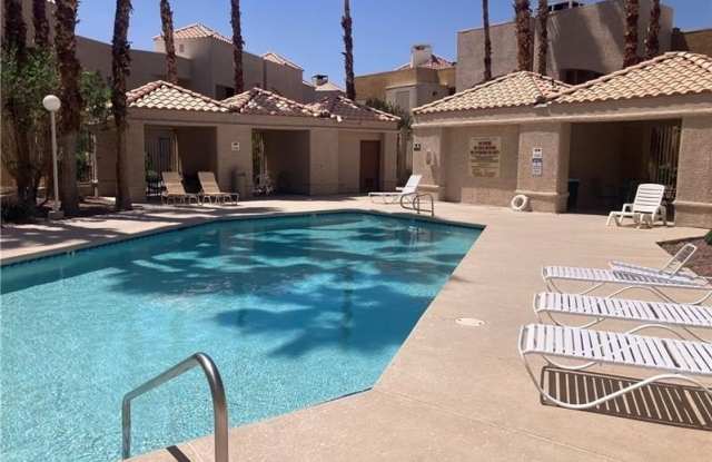 6885 Tamarus Street
