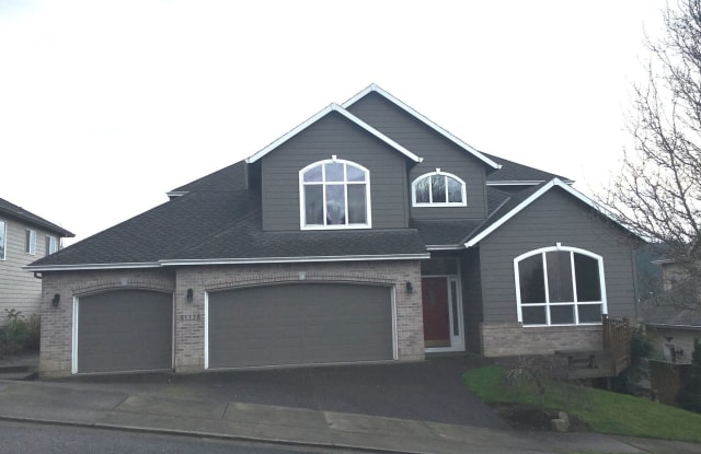 11127 SE  ROLLING HILLS LN - 11127 Southeast Rolling Hills Lane, Happy Valley, OR 97086