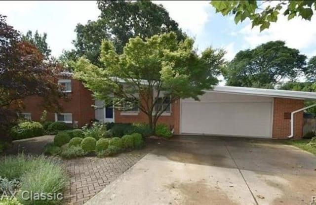 32743 HEARTHSTONE Road - 32743 Hearthstone Road, Farmington Hills, MI 48334