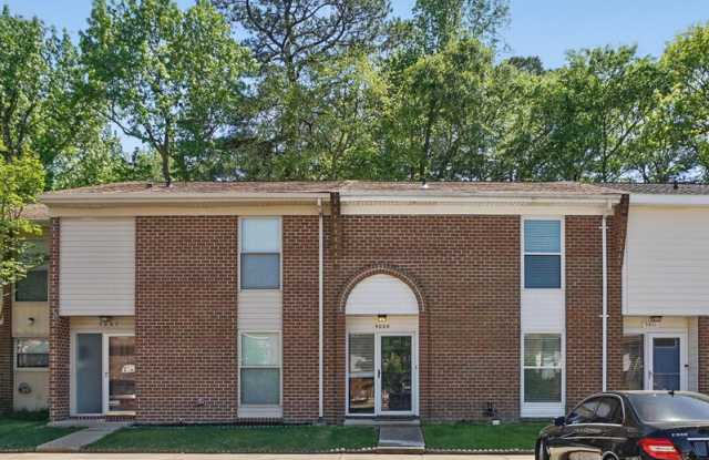 5009 Ashforth Court
