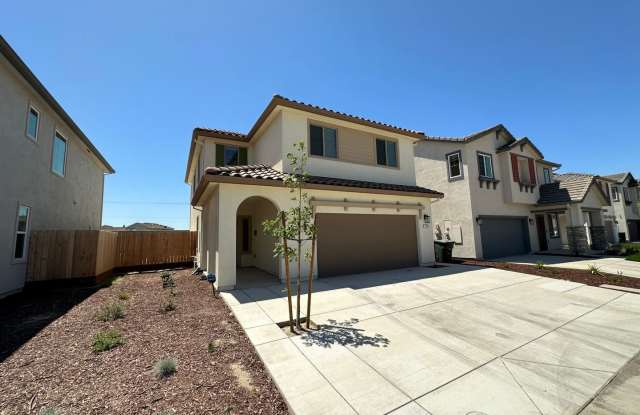 1528 Aspire Way