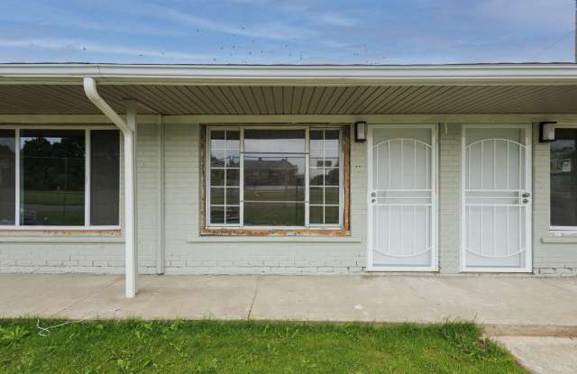 Photo of 8751 Elmira Street unit: 9