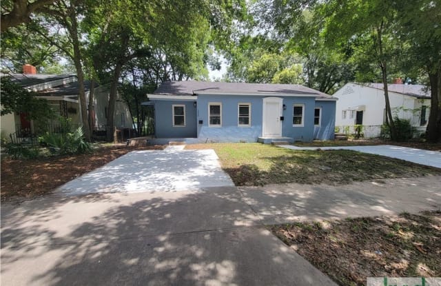 1226 E 54th - 1226 East 54th Street, Savannah, GA 31404