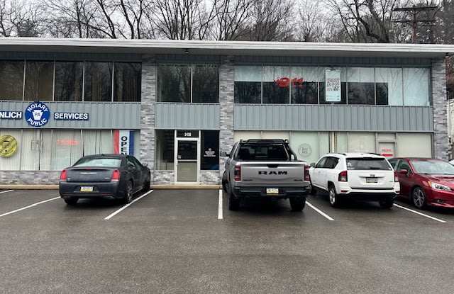 Photo of 3450 Babcock Blvd