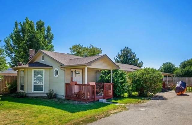 Charming 2-bedroom, 2-bathroom home located in the desirable city of Boise, ID photos photos