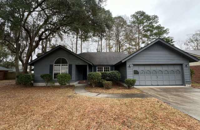 House for Rent - 406 Club Drive, Hinesville, GA 31313