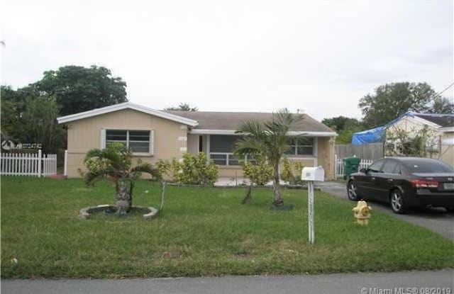 2718 SW 66th Ter - 2718 Southwest 66th Terrace, Miramar, FL 33023