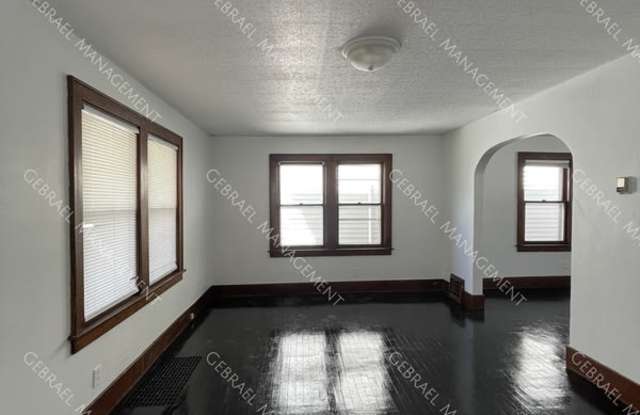 1115 Porter St.
