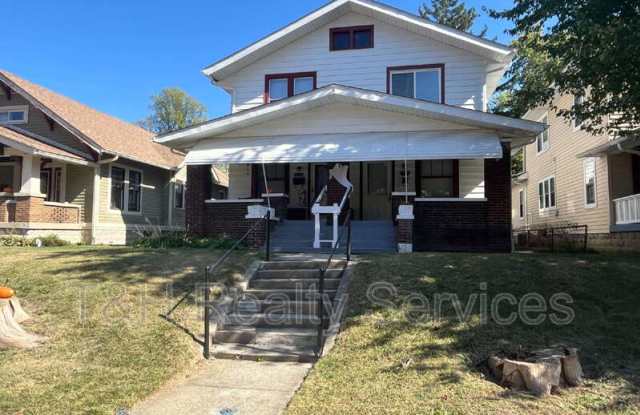 Photo of 517 North Riley Avenue