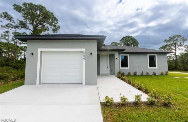 Photo of 6027 PECAN Circle