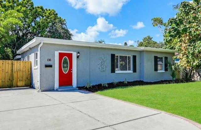 136 83RD AVE N - 136 83rd Avenue North, St. Petersburg, FL 33702