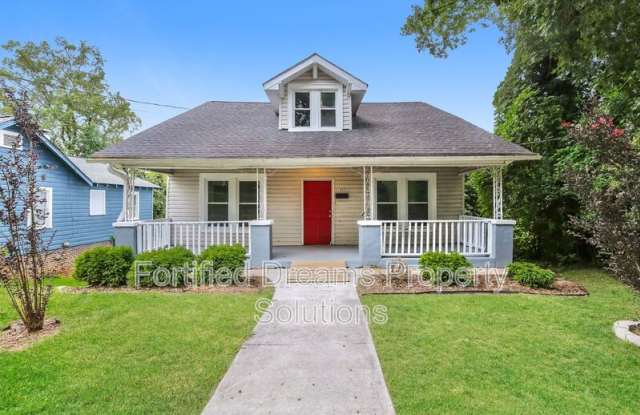 Photo of 1652 North Cherry Street