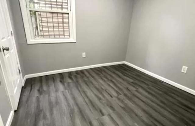 904 South 20th Street