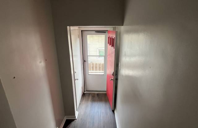 322 W. 3rd Street #2