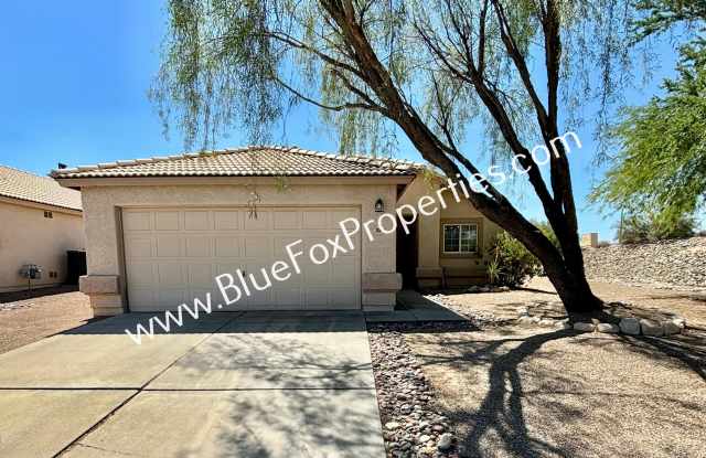 2089 W Cholla Vista Dr