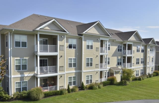 Photo of Woodmont Mews Apartments