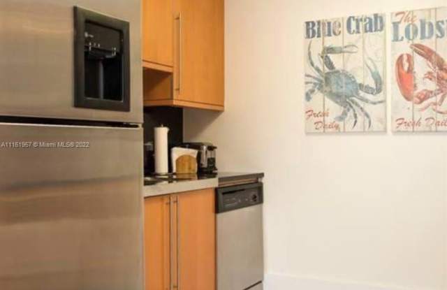 Photo of 6365 Collins Ave