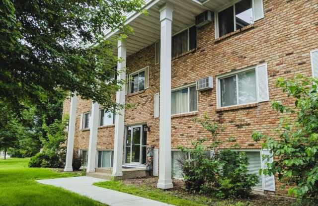 Experience Cozy Living in Our One-Bedroom Condo in New Hope for $1299!