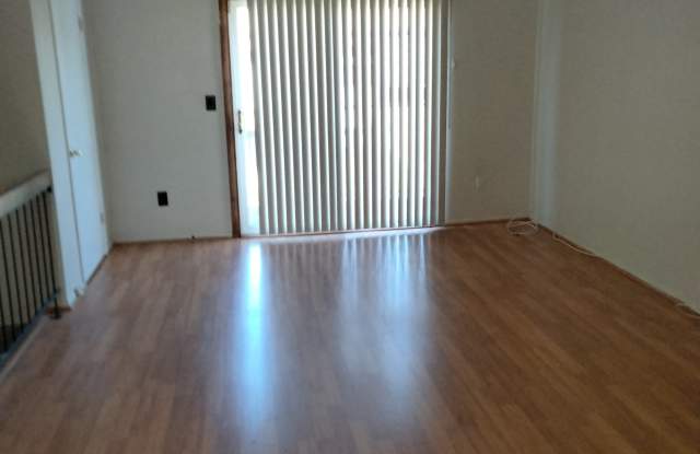 706 North Oaks Boulevard