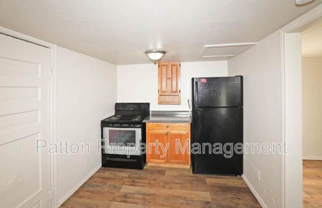 4240 SW 10th Avenue Rear