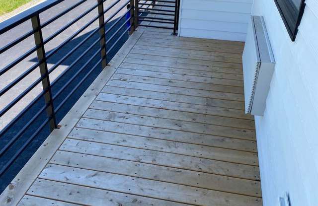 Gorgeous 1 Bedroom 1 Bathroom Unit with Amazing Layout