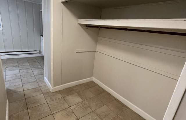 208 West 34th Street - BW