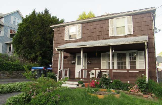 16 Pine Street